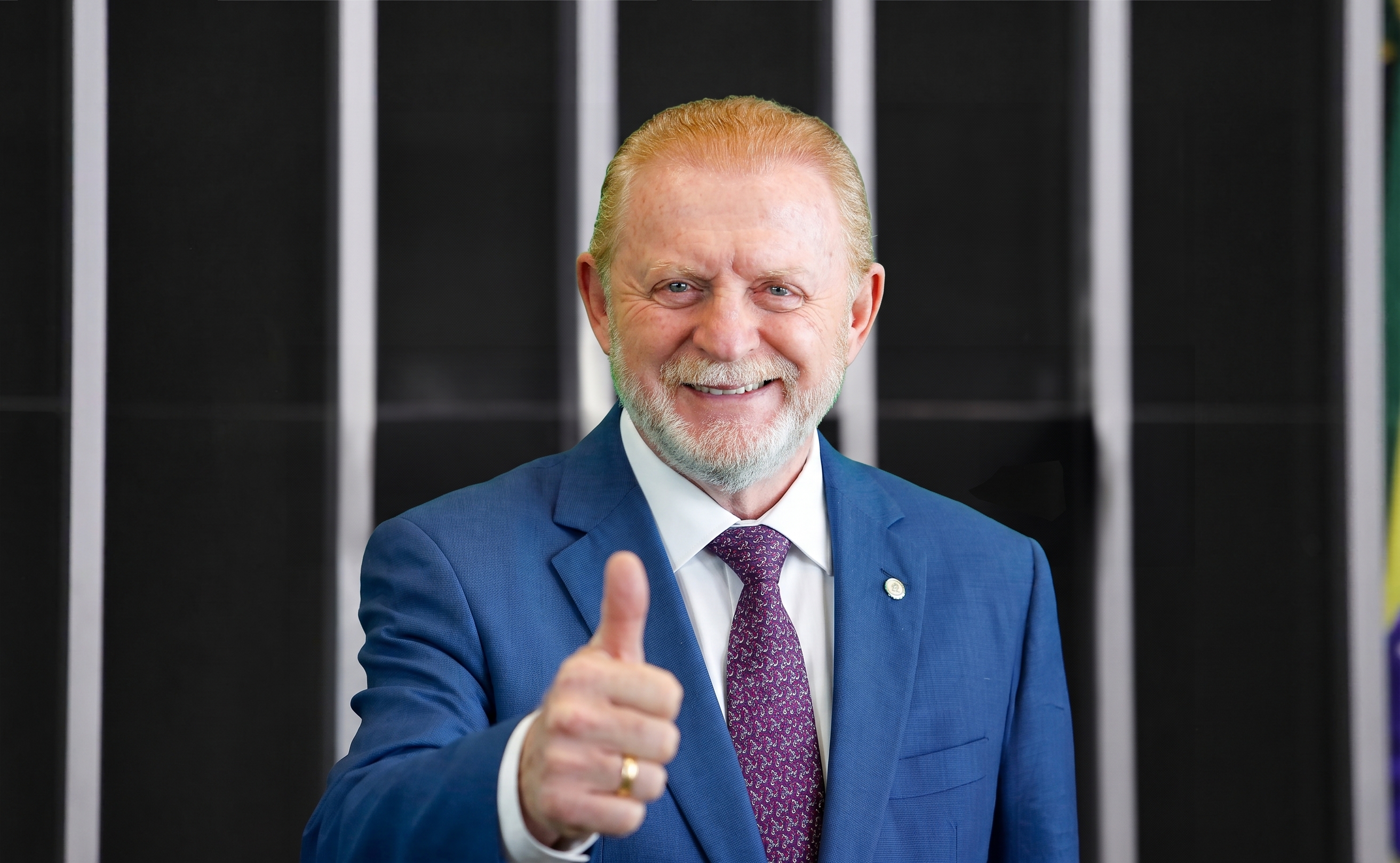 Deputado Federal Vermelho